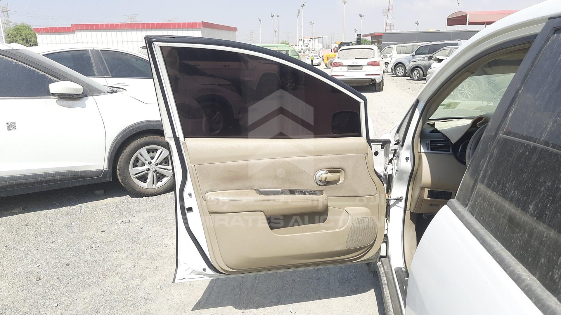 2011 NISSAN TIIDA VIN: 3N1BC1A68BL356889