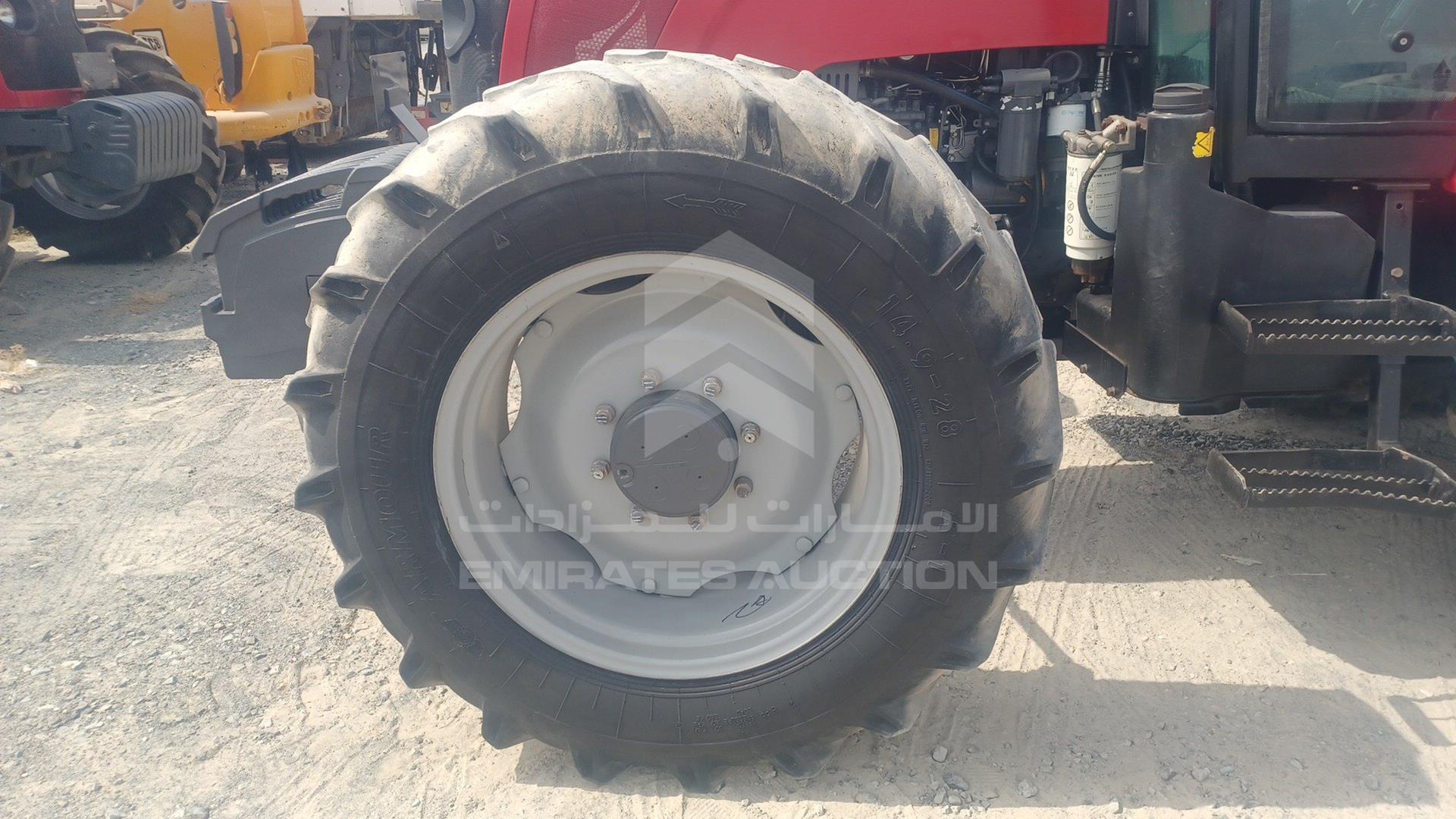 2018 MASSEY FERGUSON --- VIN: AGCM1204AF5231007