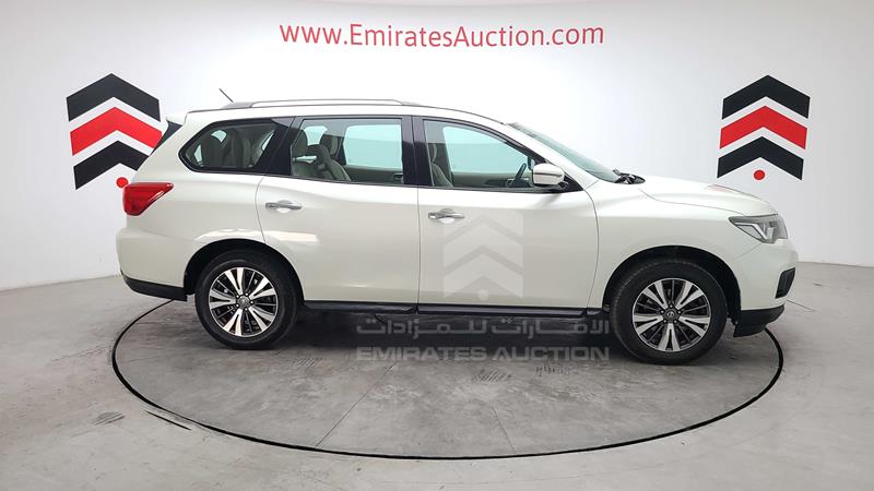 5N1DR2M53JC600144 Auction: EmiratesAuction Lot: 409004 5N1DR2M53JC600144 Nissan Pathfinder 2018 WHITE Photo 41