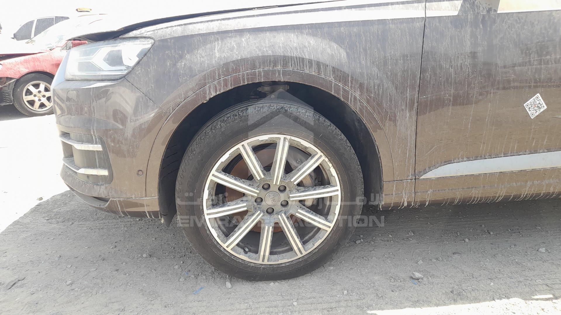 2018 AUDI Q7 VIN: WA1ZZZF73JD038204