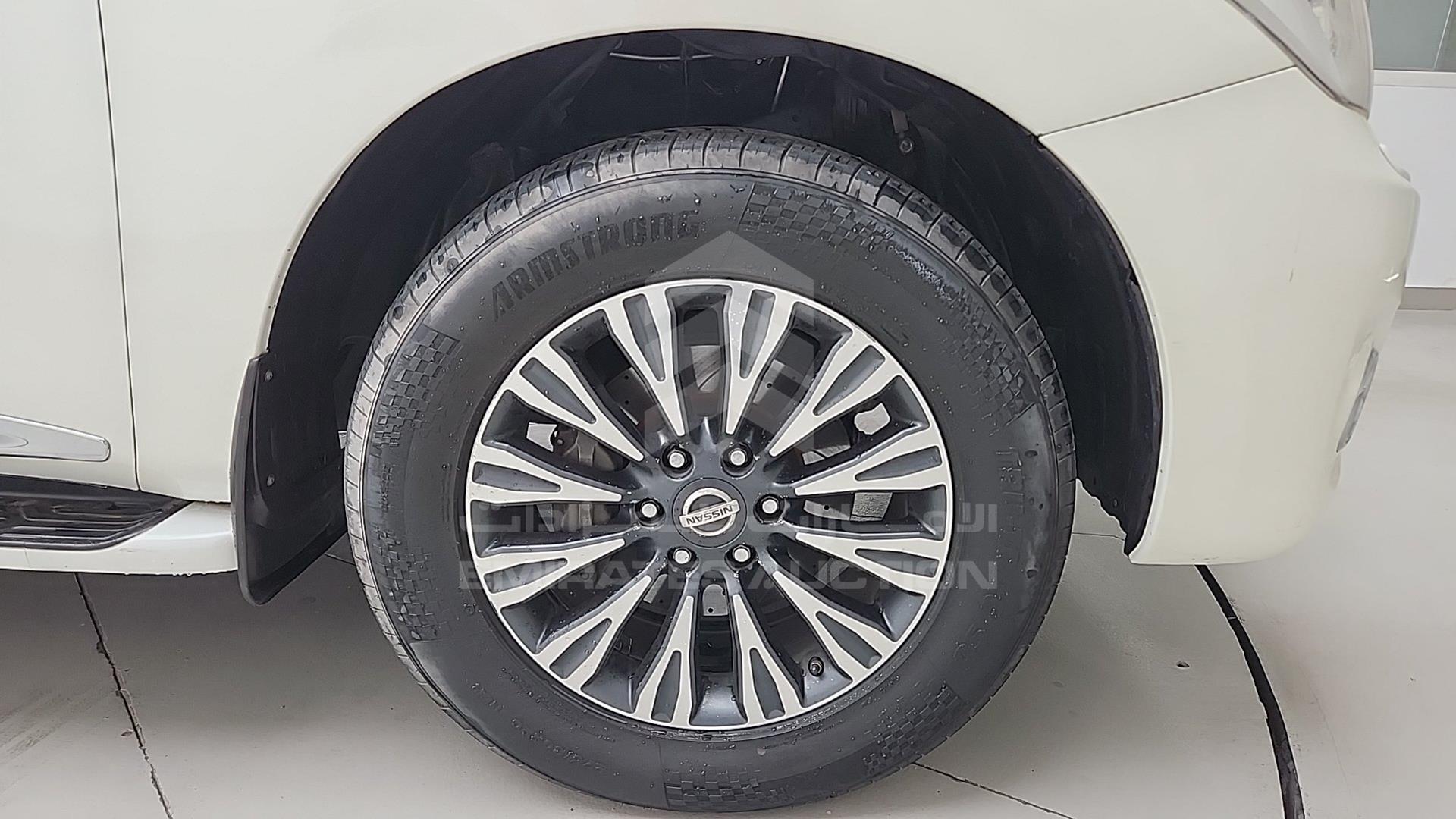 2015 NISSAN PATROL VIN: JN8AY2NY2F9113593