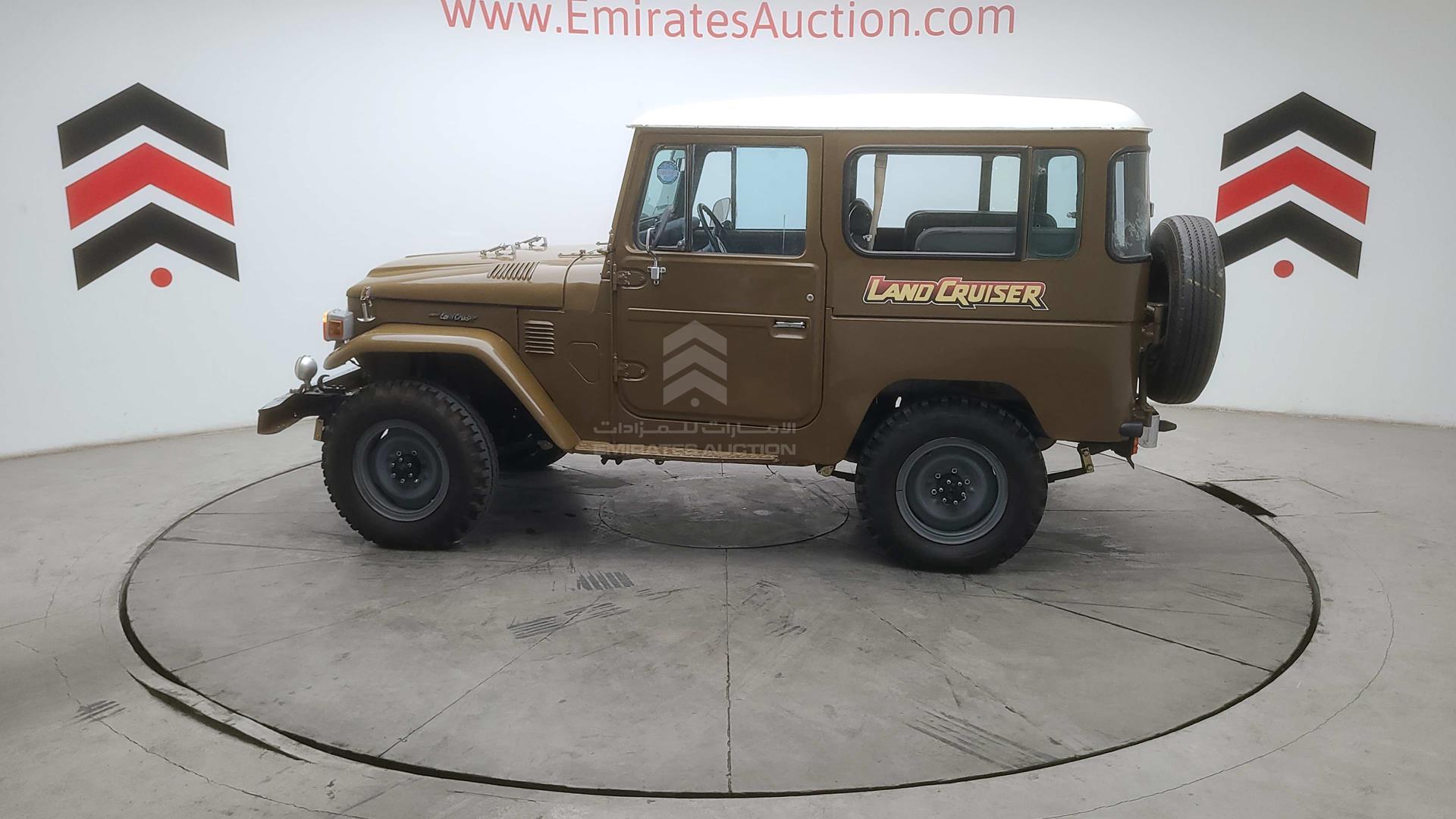1980 TOYOTA LAND CRUISER VIN: FJ40325498
