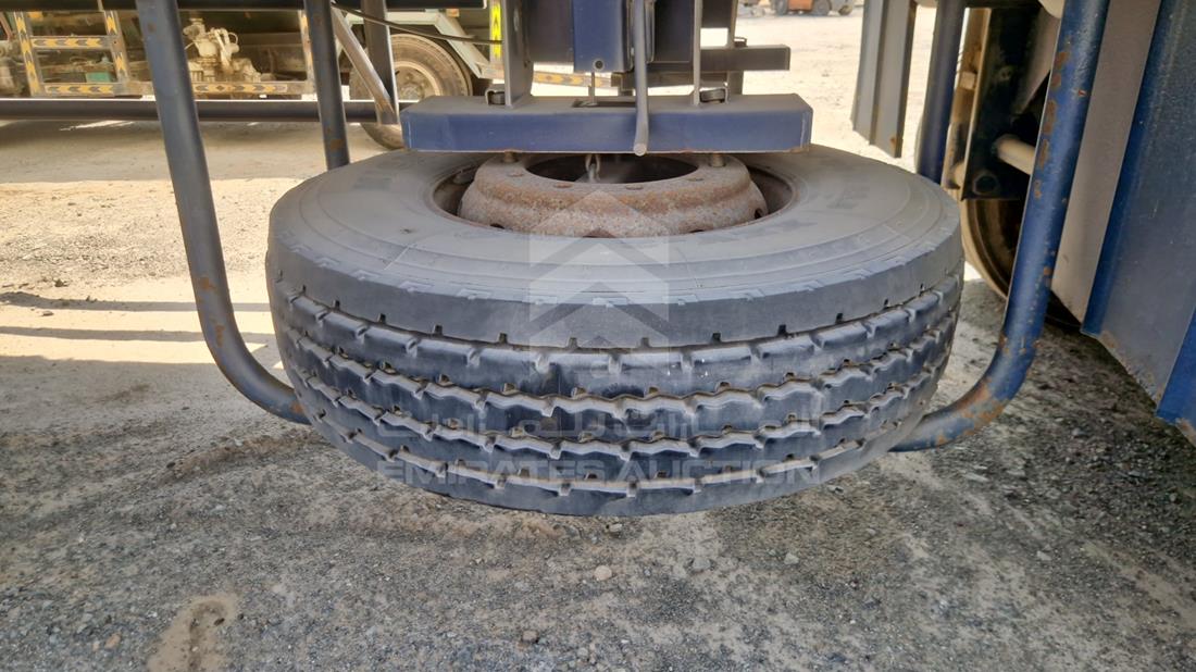 2013 Trailer Box 2XL — Spare Tyre — Photo 10