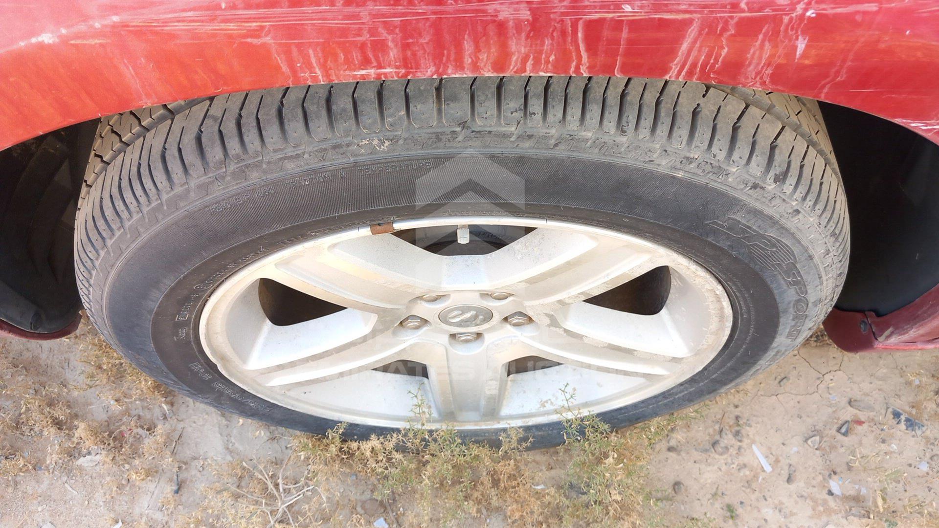 2008 DODGE CHARGER VIN: 2B3KA33G78H169053