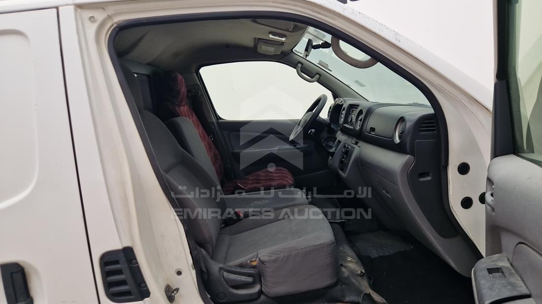 2015 Nissan Urvan — Front Right Passenger Seat View — Photo 17