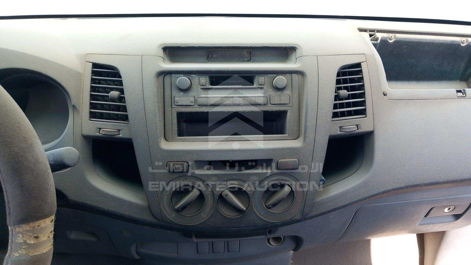 2008 TOYOTA HILUX VIN: MR0EX12G182307468