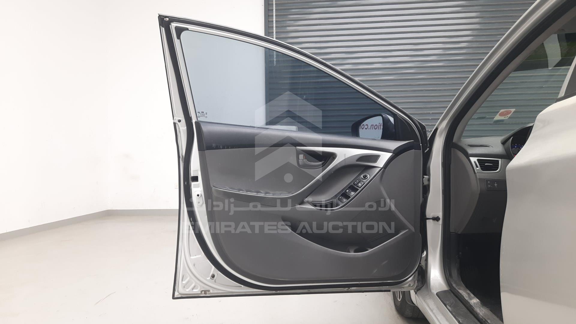 2015 HYUNDAI ELANTRA VIN: KMHDG41E6FU110532