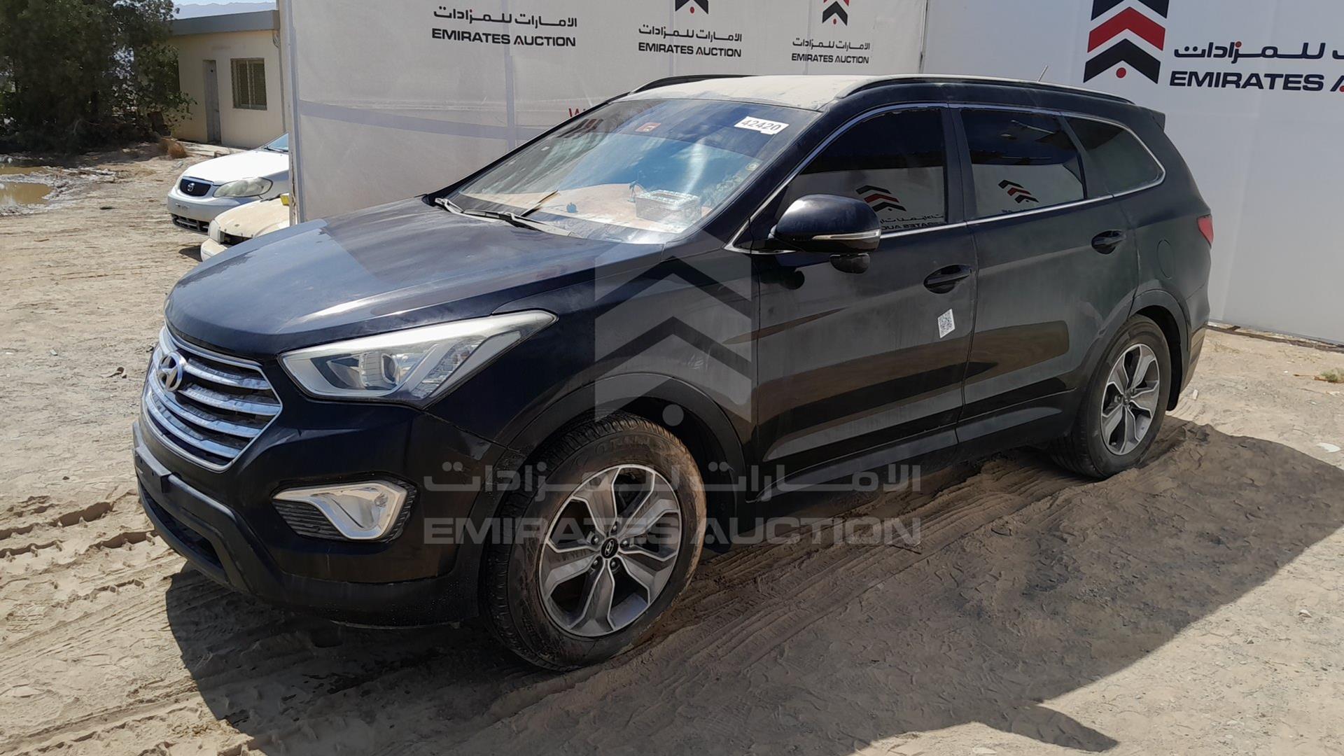 2014 HYUNDAI SANTA FE VIN: KMHSM81E7EU044966