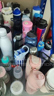 Thermoses and tea pots - #669723