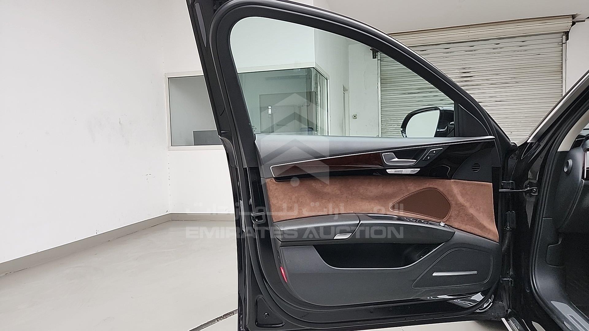 2014 AUDI A8 VIN: WAURGBFD4EN001216