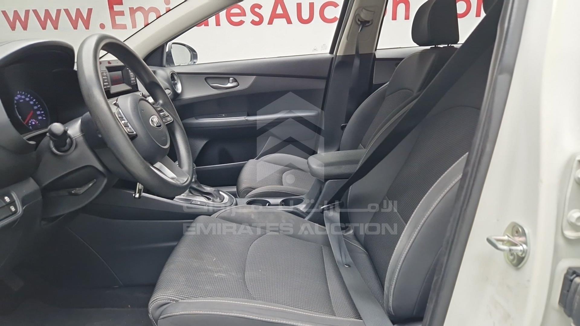 2020 KIA CERATO VIN: KNAF24166L5856938
