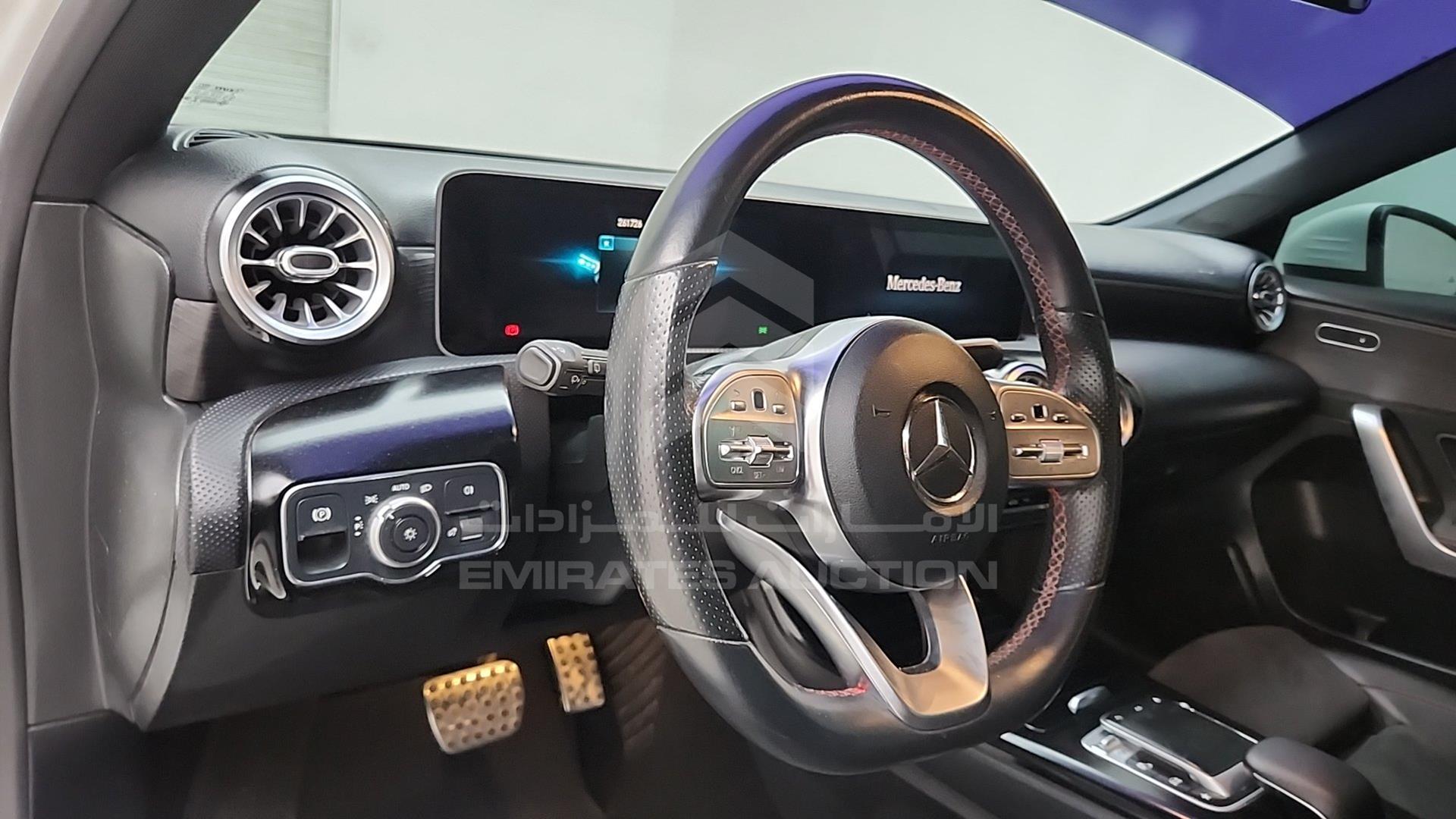 2018 MERCEDES A 250 VIN: WDD3F4GB8JJ015213