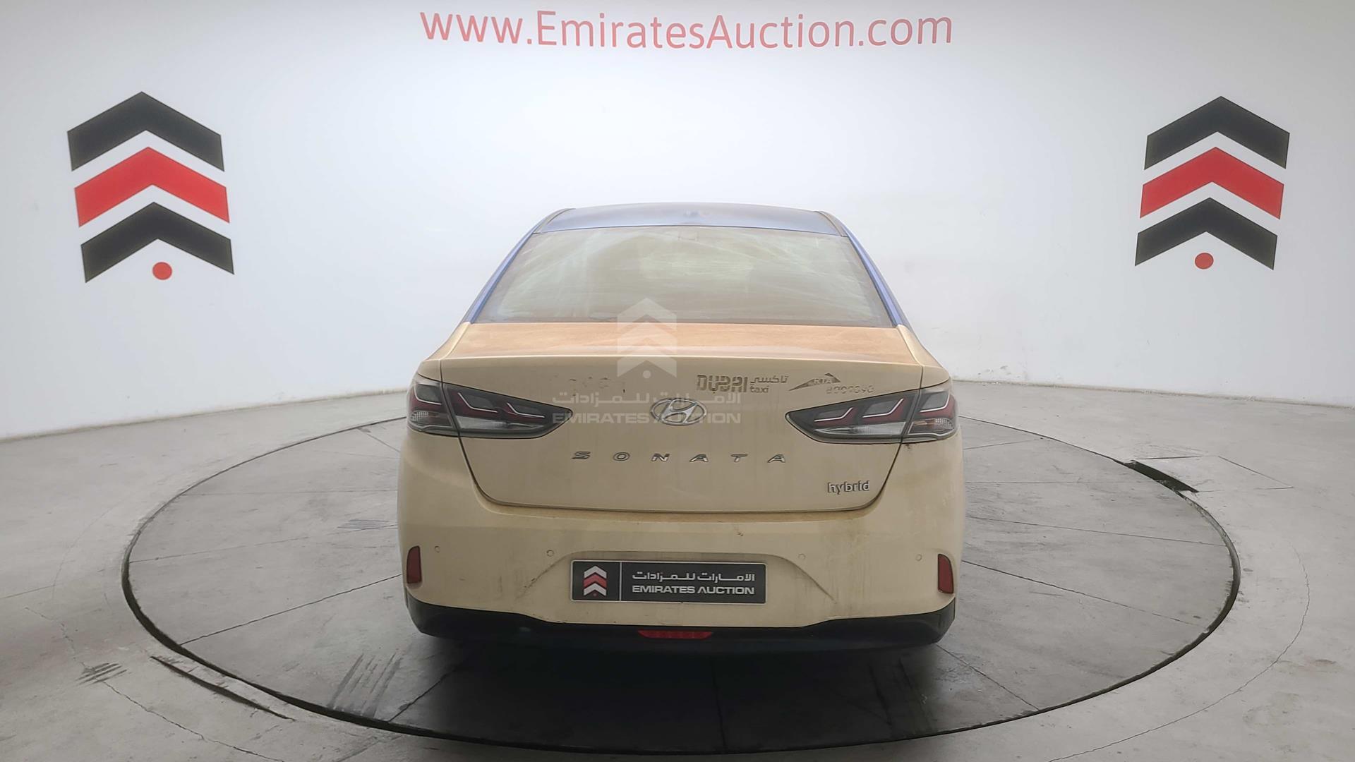 2019 HYUNDAI SONATA HYBRID VIN: KMHE24132KA093094