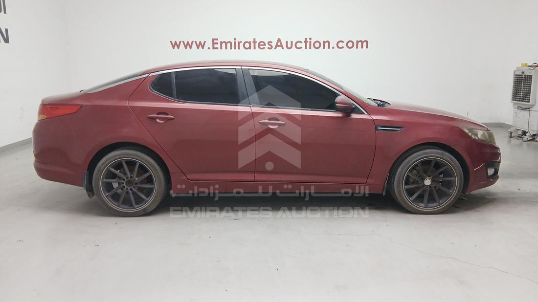 2013 Kia Optima — Front Right Angle — Photo 14
