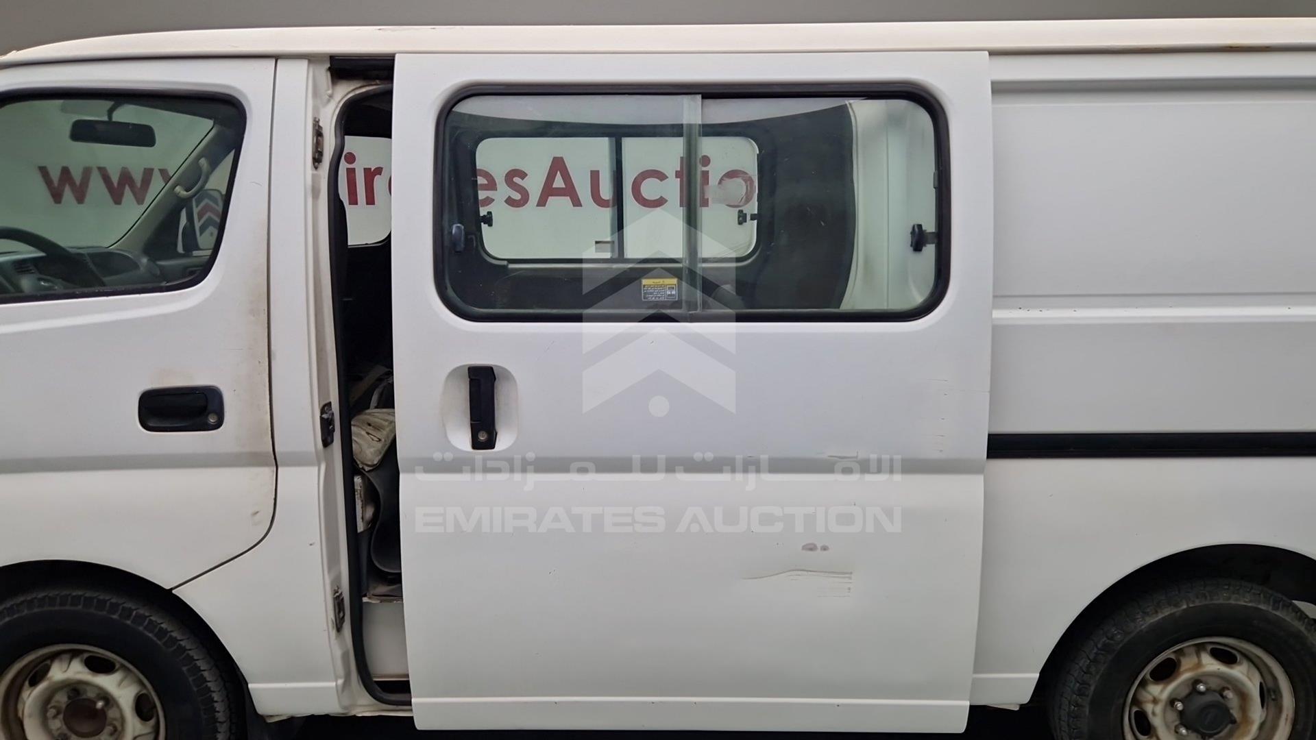 2004 NISSAN URVAN VIN: JN6FE52S44X406719