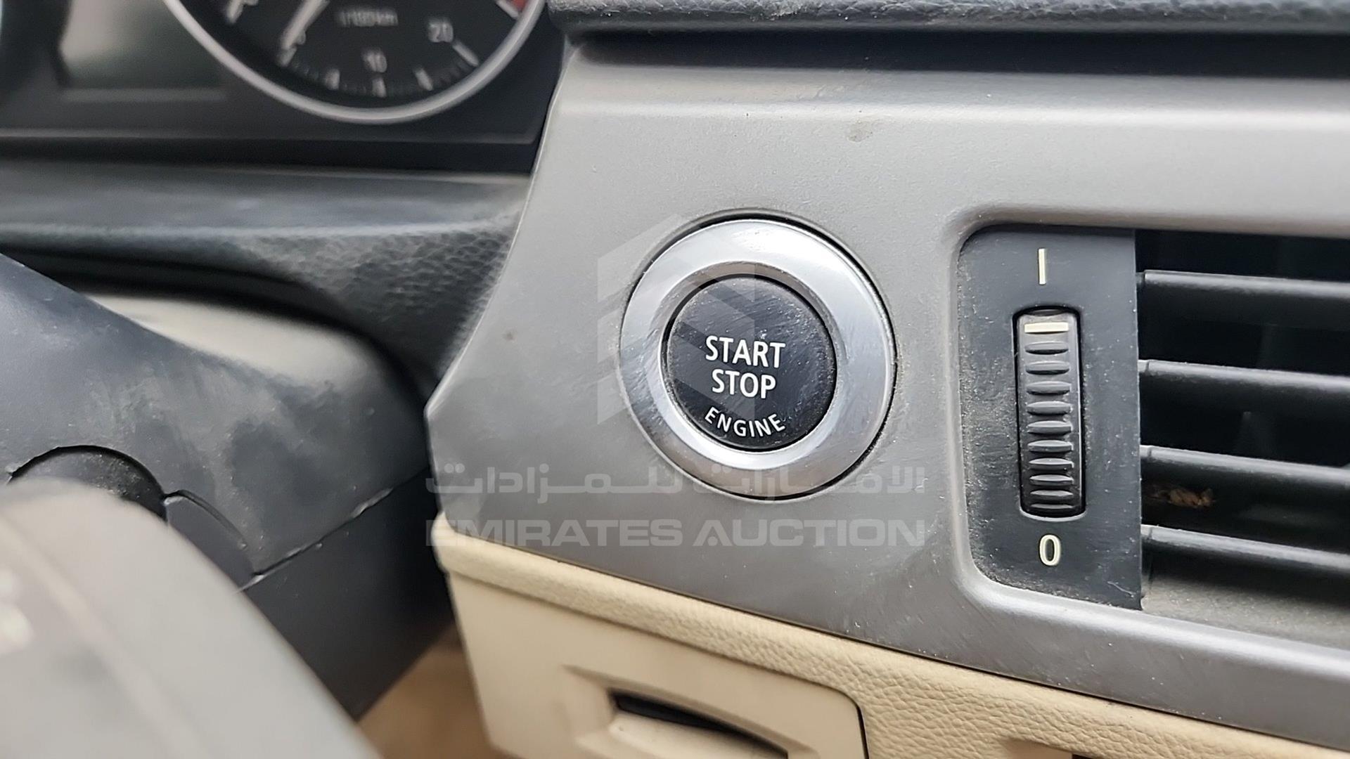 2008 BMW 320I VIN: WBAVG71078A402335