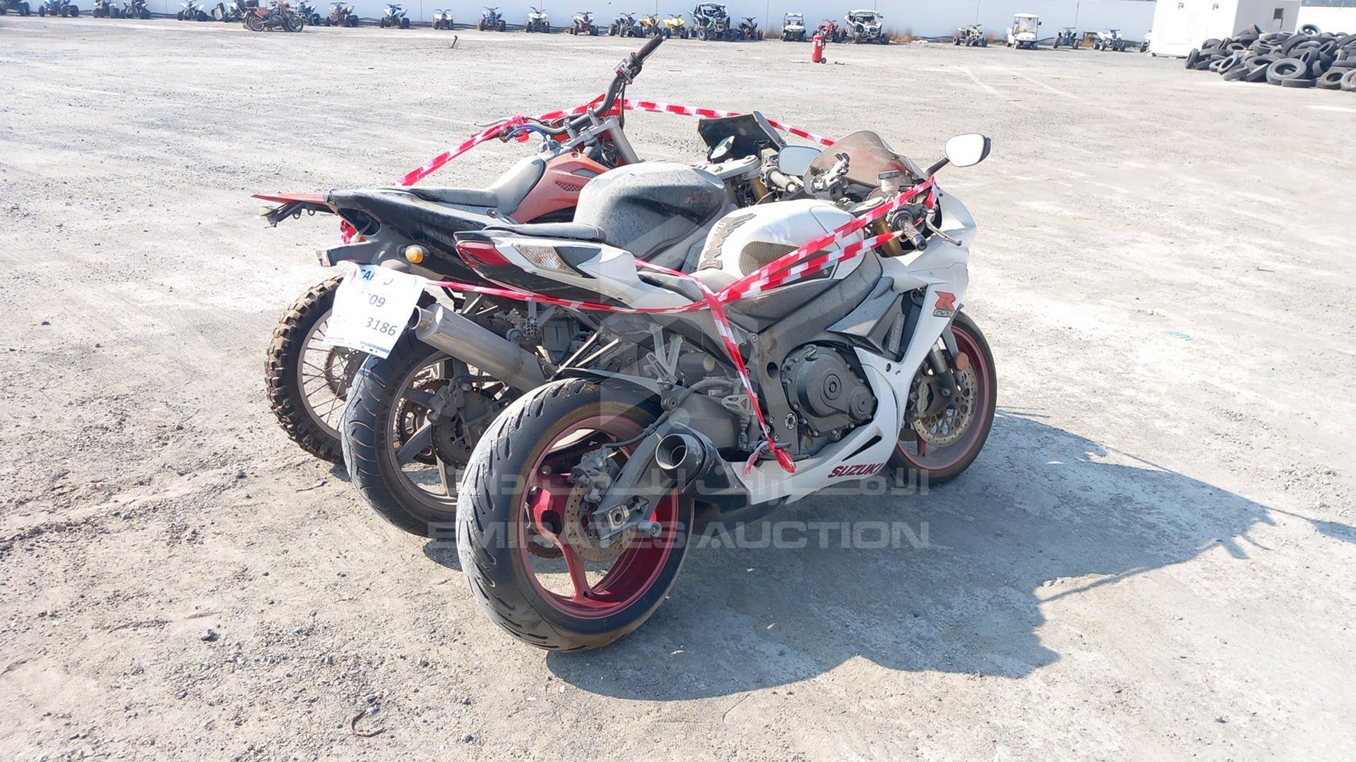 0 UNDEFINED 3 MOTORBIKES VIN: KM4MJ51E361100678