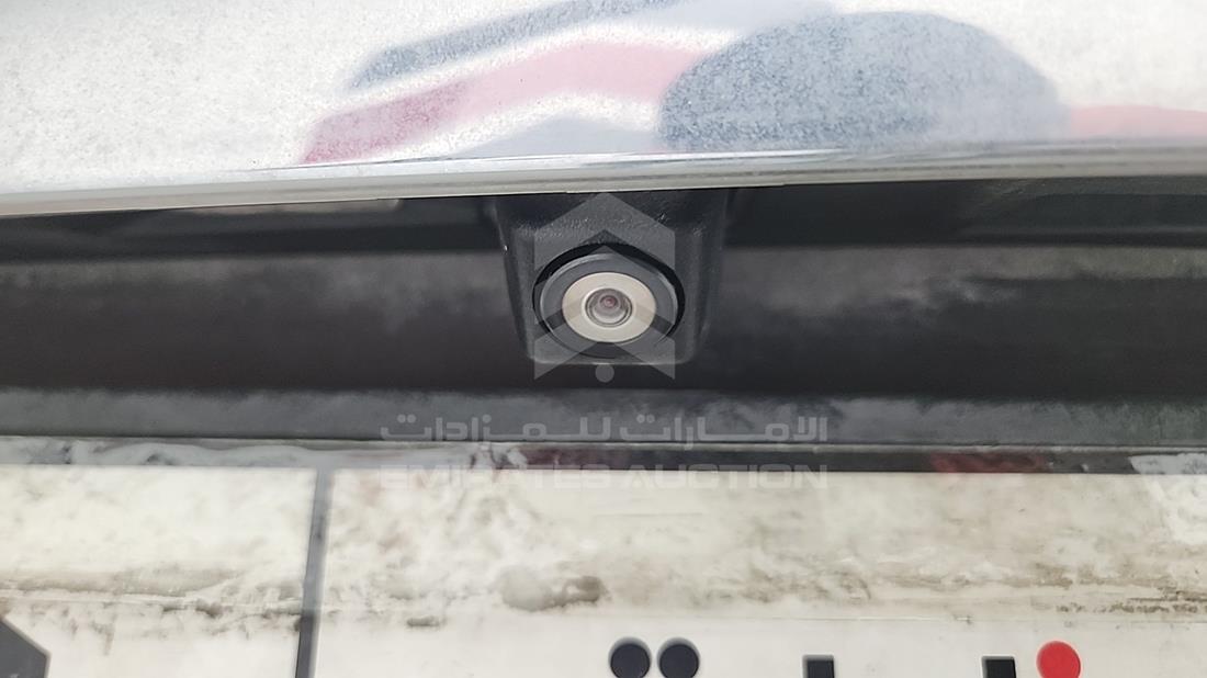 مرسيدس إى 300 2014 — زاوية الكاميرا الخلفية ورؤية 360 درجة — صورة 22