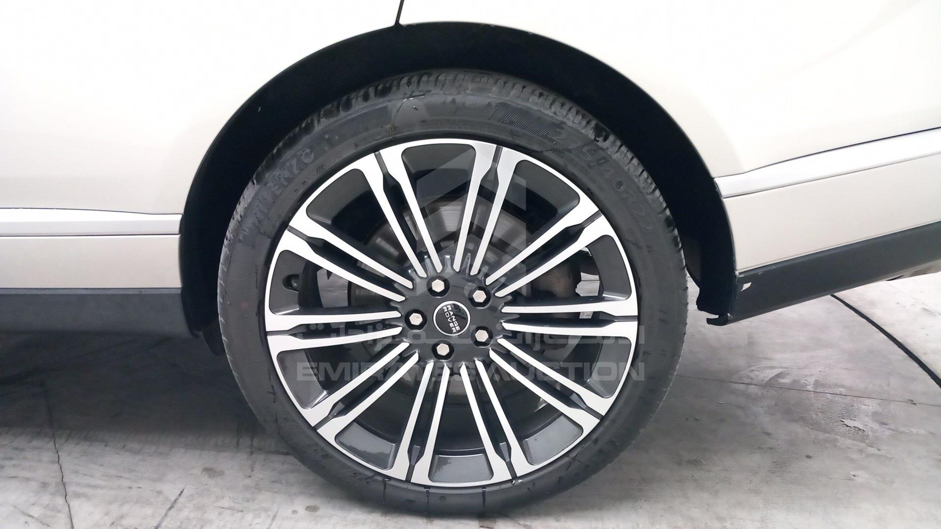 2014 RANGE ROVER VOGUE VIN: SALGA2EF7EA168832