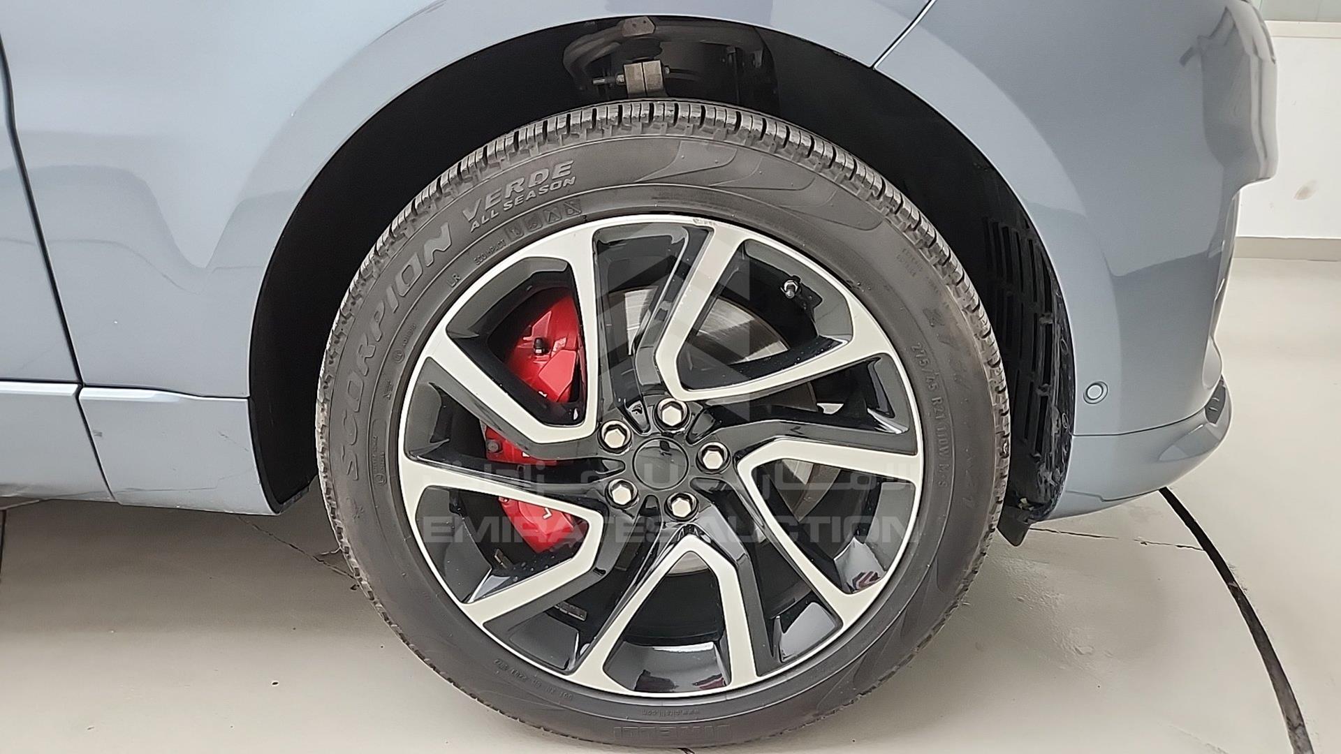 2018 RANGE ROVER SPORT VIN: SALWA2BE1JA185420