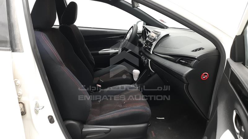 MR2KT9F37F1131766 Auction: EmiratesAuction Lot: 404945 MR2KT9F37F1131766 Toyota Yaris 2015 WHITE Photo 27