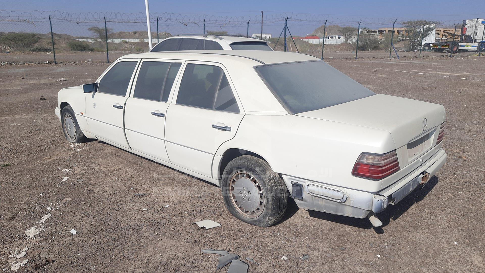 1994 MERCEDES E320 VIN: WDB1240291C117528