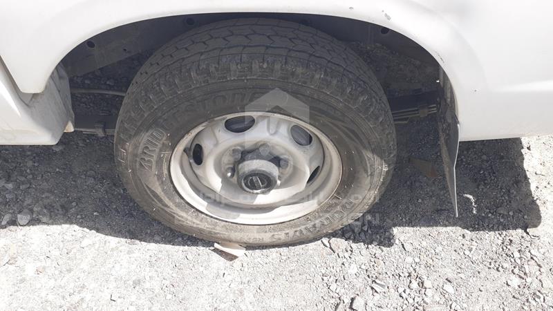 3N6DD23X3FK046463 Auction: EmiratesAuction Lot: 409161 3N6DD23X3FK046463 Nissan Pickup 2015 WHITE Photo 31