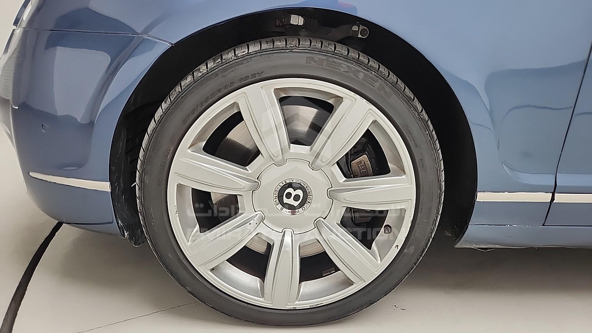 2012 BENTLEY FLYING SPUR VIN: SCBBE53W1CC072662
