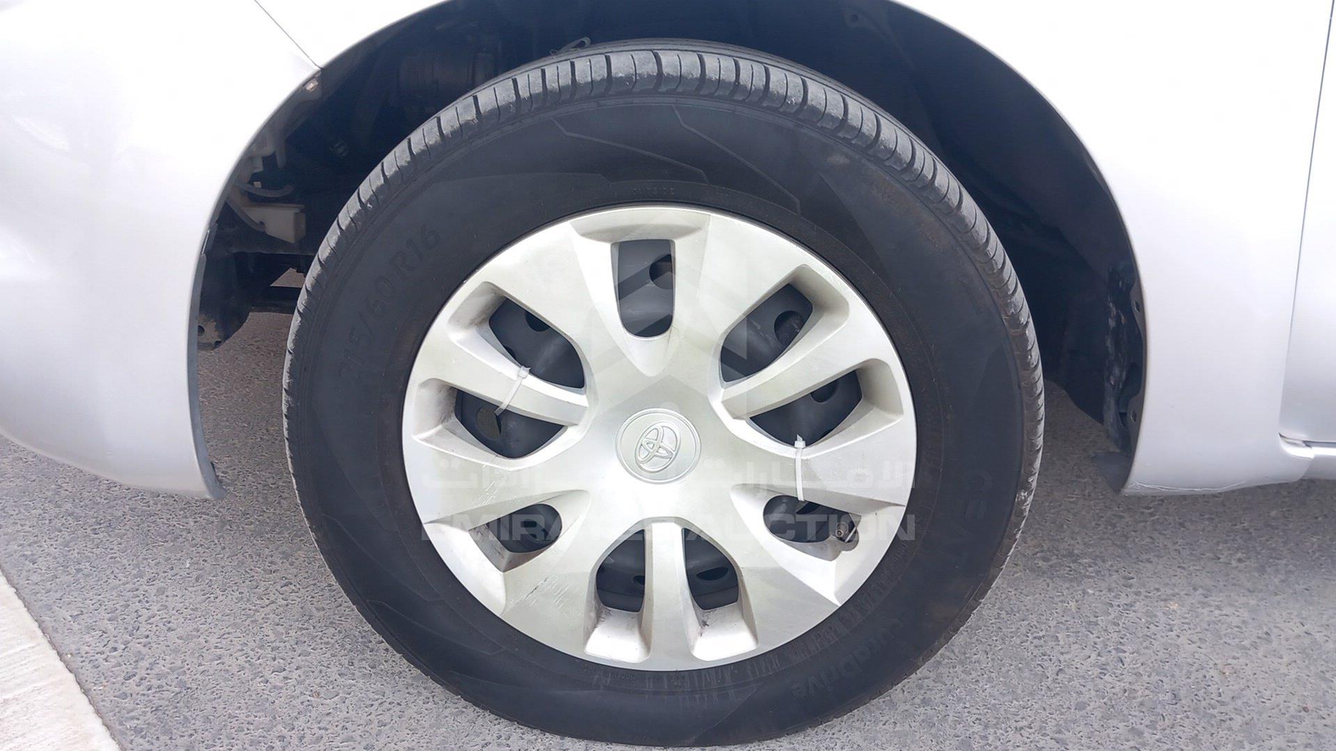 2017 TOYOTA INNOVA VIN: MHFCX8EM3H0104615