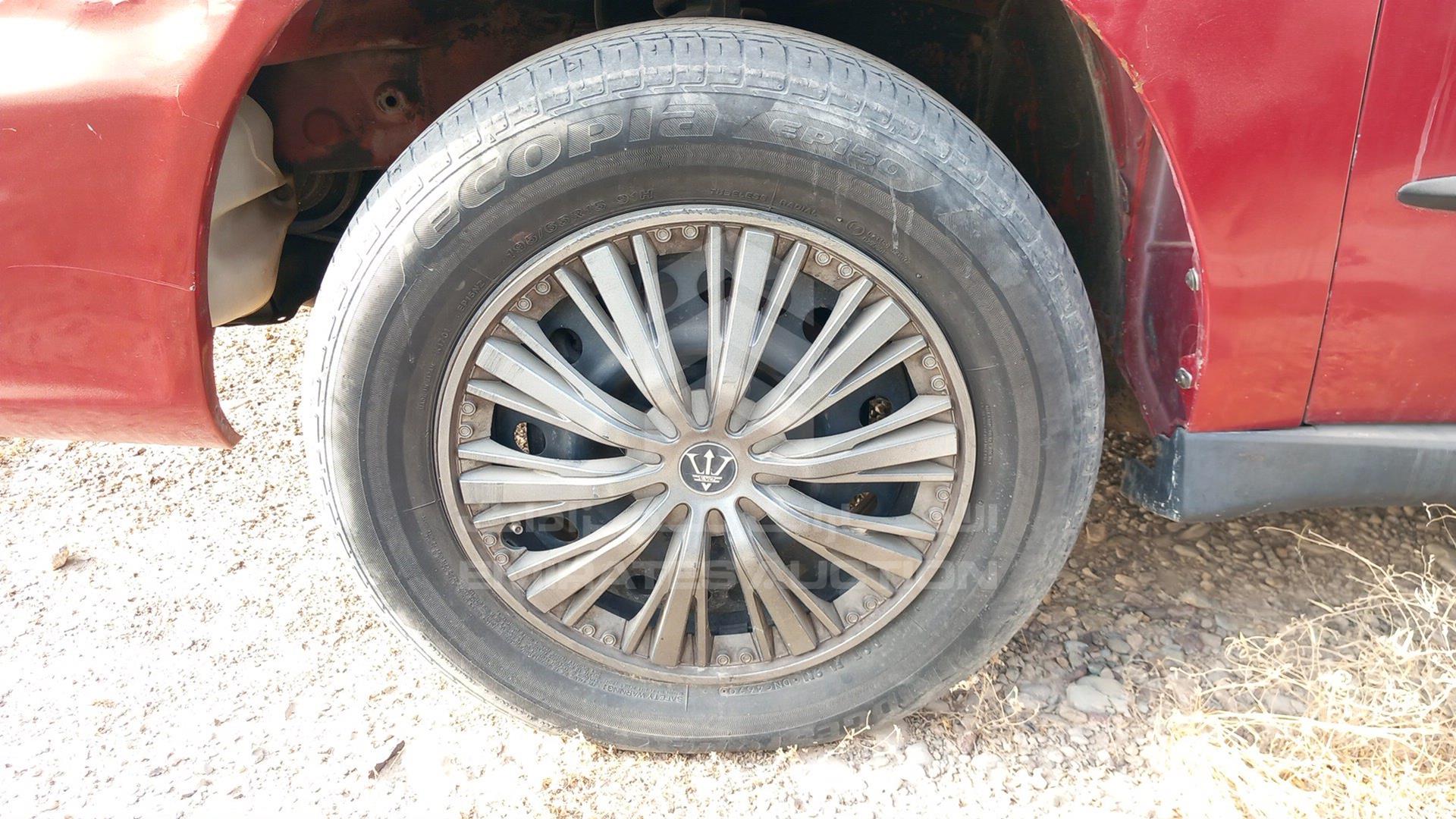 2002 HONDA ACCORD VIN: JHMCF86372C400651
