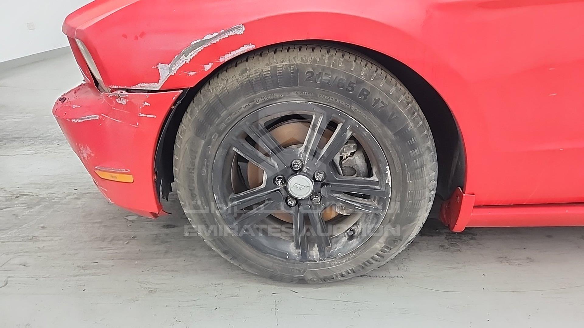 2011 FORD MUSTANG VIN: 1ZVBP8AM5B5165923