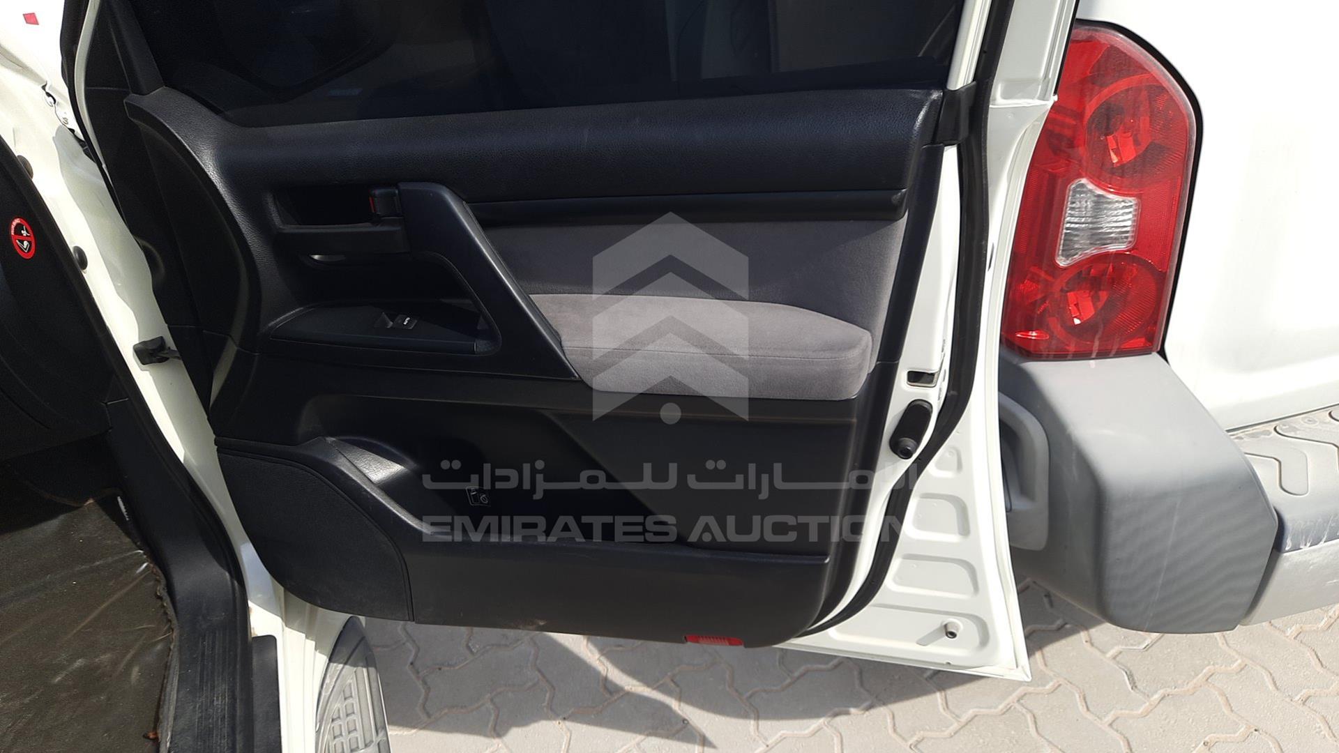 2011 TOYOTA LAND CRUISER VIN: JTMDU09J0B4034839