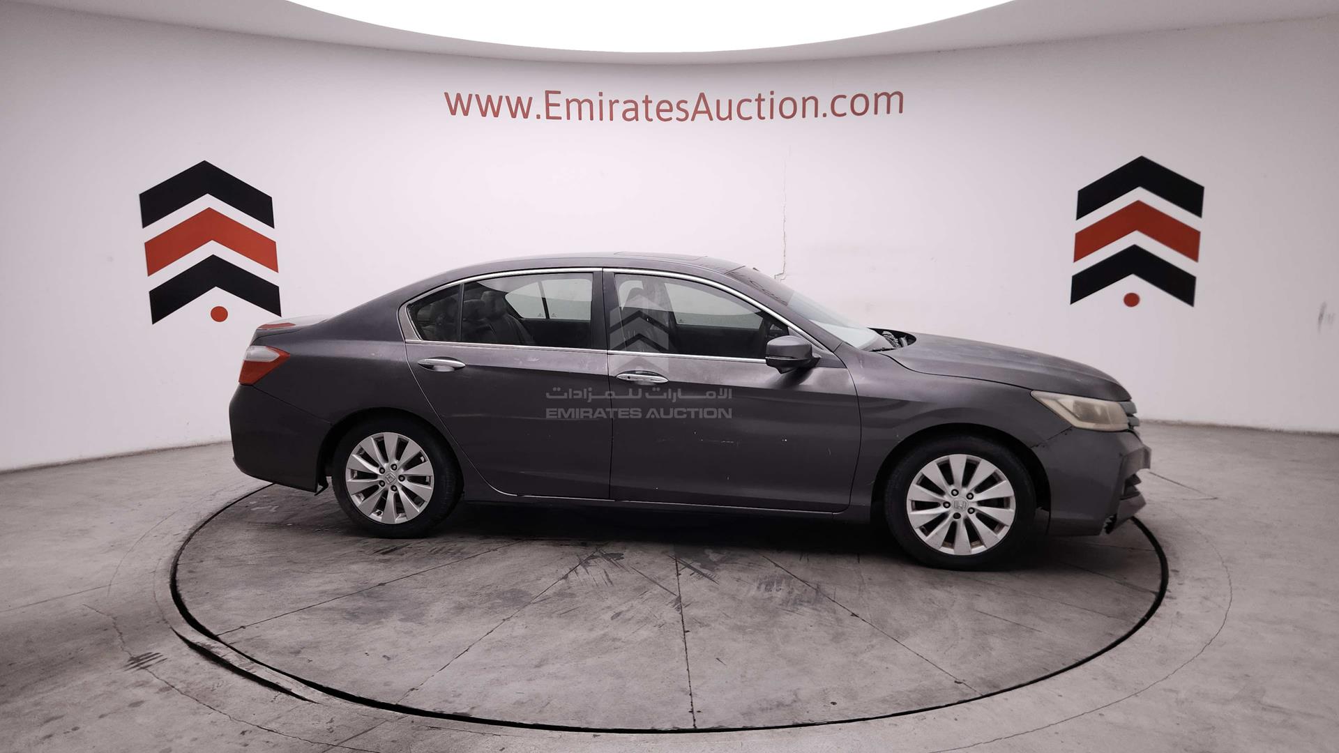 2015 HONDA ACCORD VIN: 1HGCR2F72FA103024