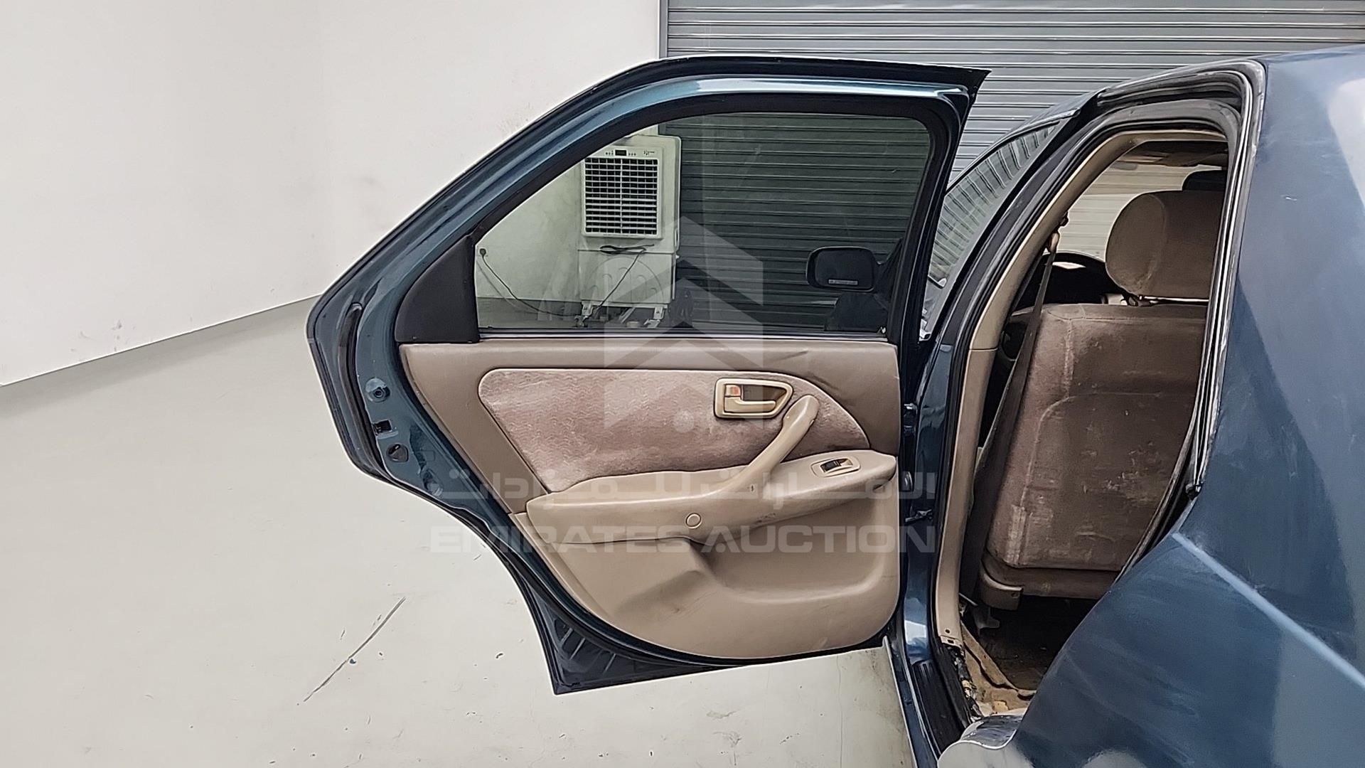 1998 TOYOTA CAMRY VIN: JT2BG22K4W0202131