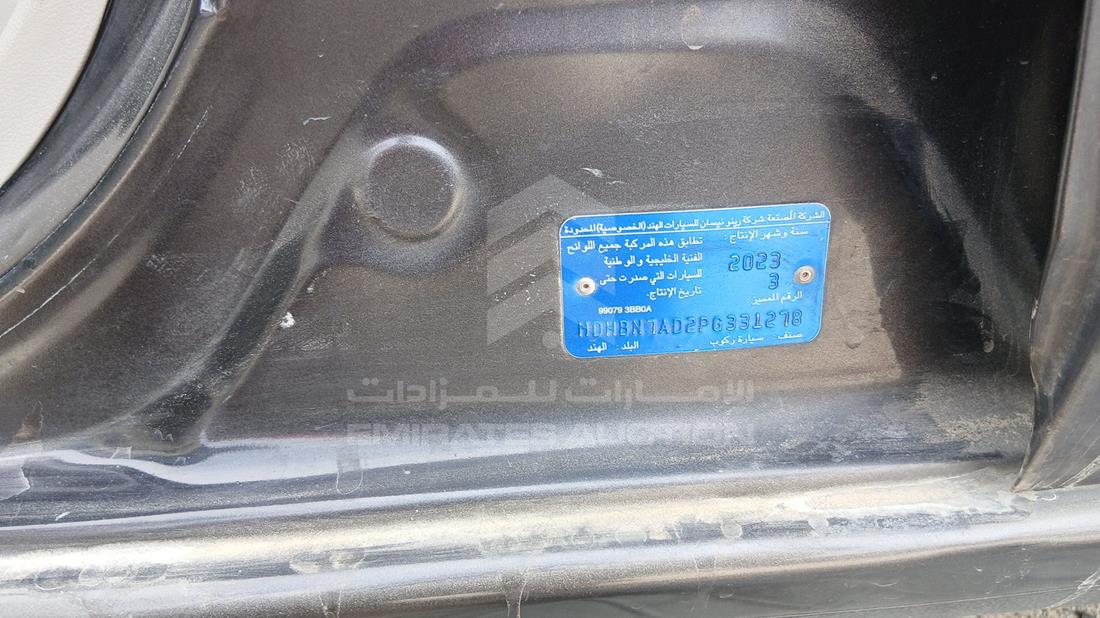 نيسان صني 2023 — رقم الشاسيه على الهيكل — صورة 2