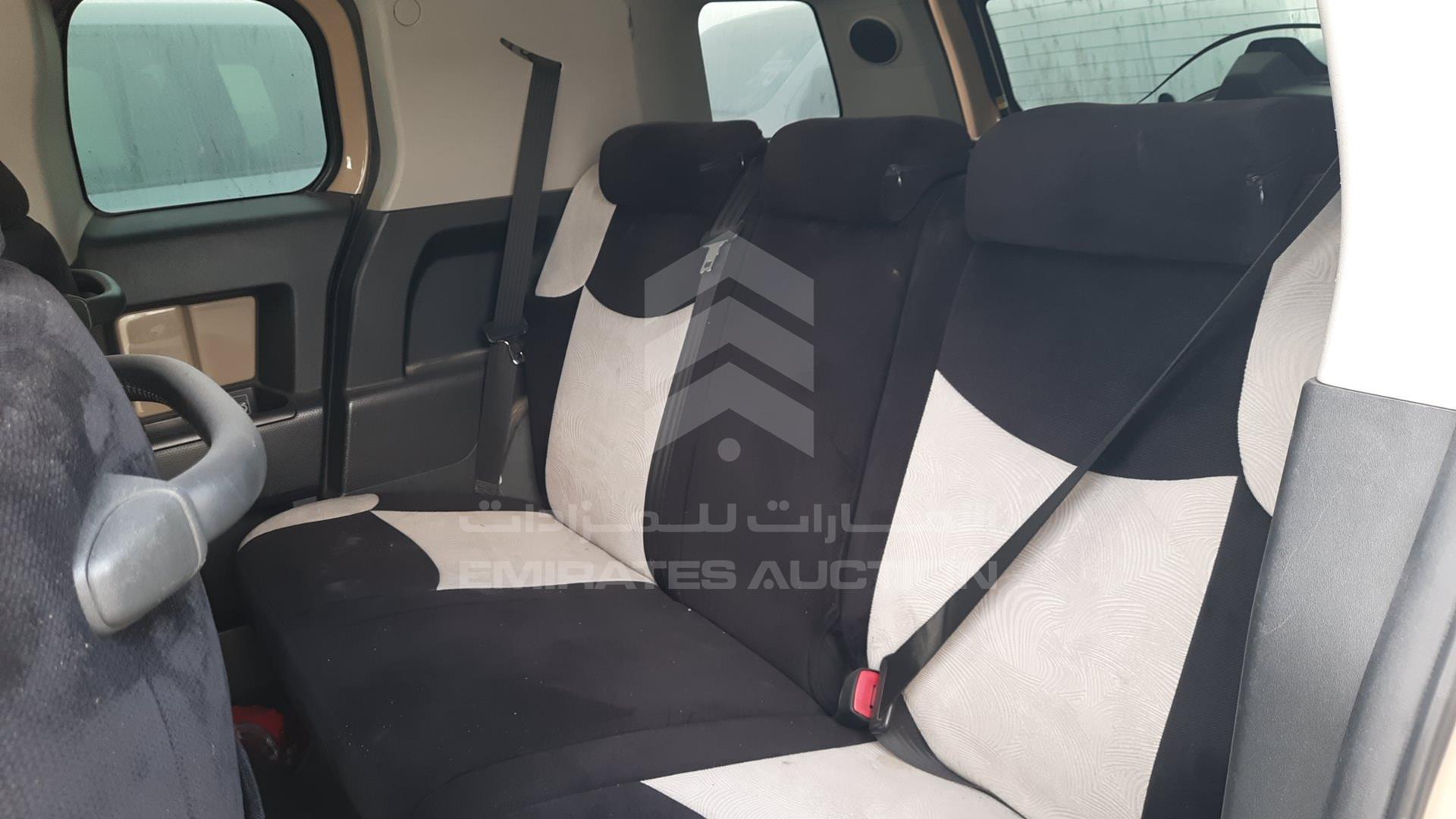 2014 TOYOTA FJ CRUISER VIN: JTEBU11F3EK198103