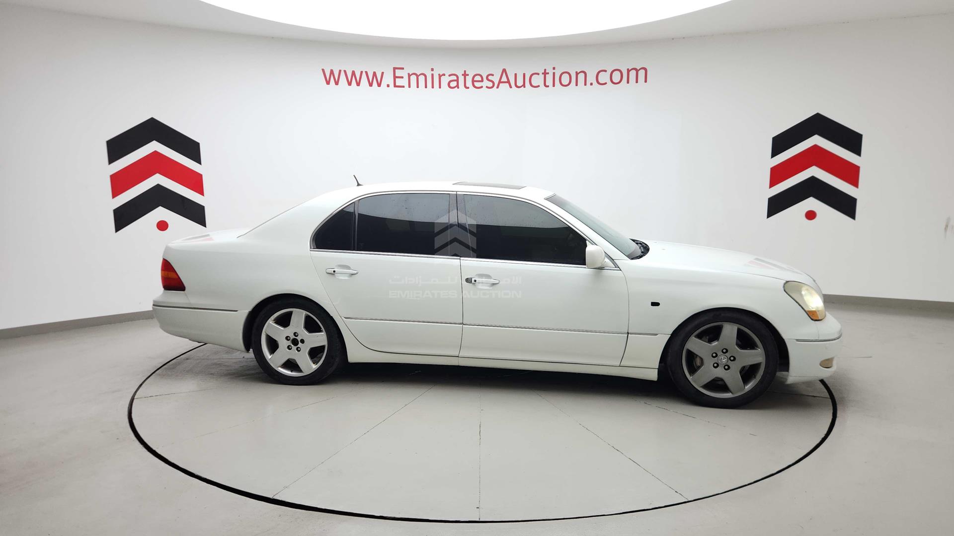 2002 LEXUS LS 430 VIN: JTHBN30F720057314