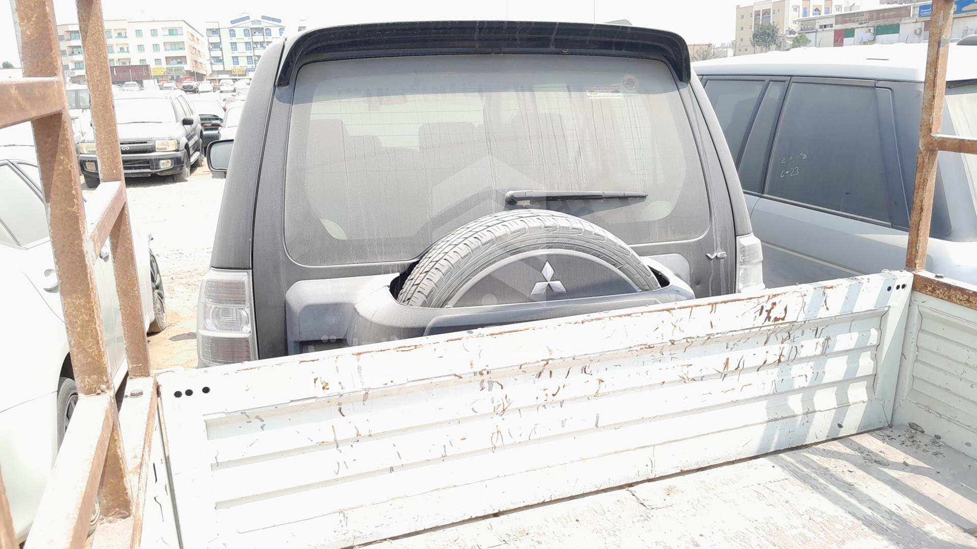 2009 MITSUBISHI PAJERO VIN: JMYLRV93W9J705993