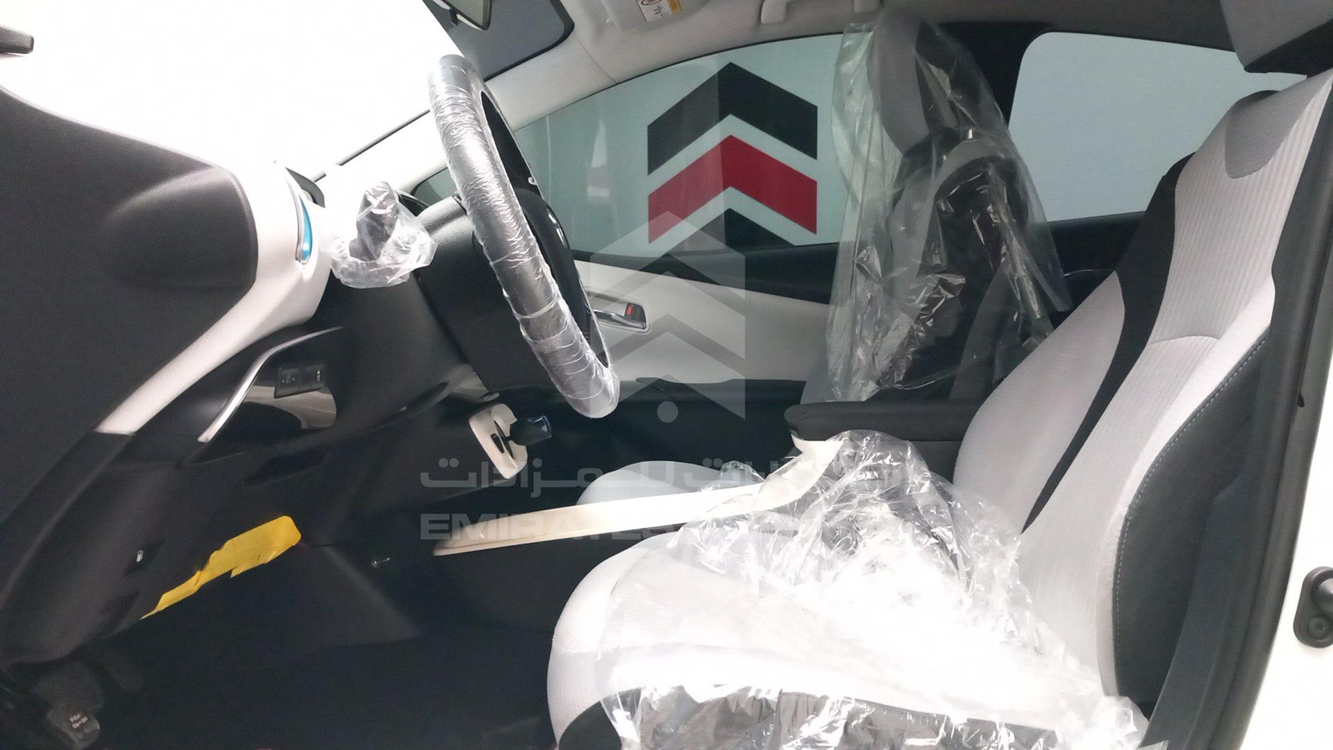 2018 TOYOTA PRIUS VIN: JTDKB3FU3J3589687