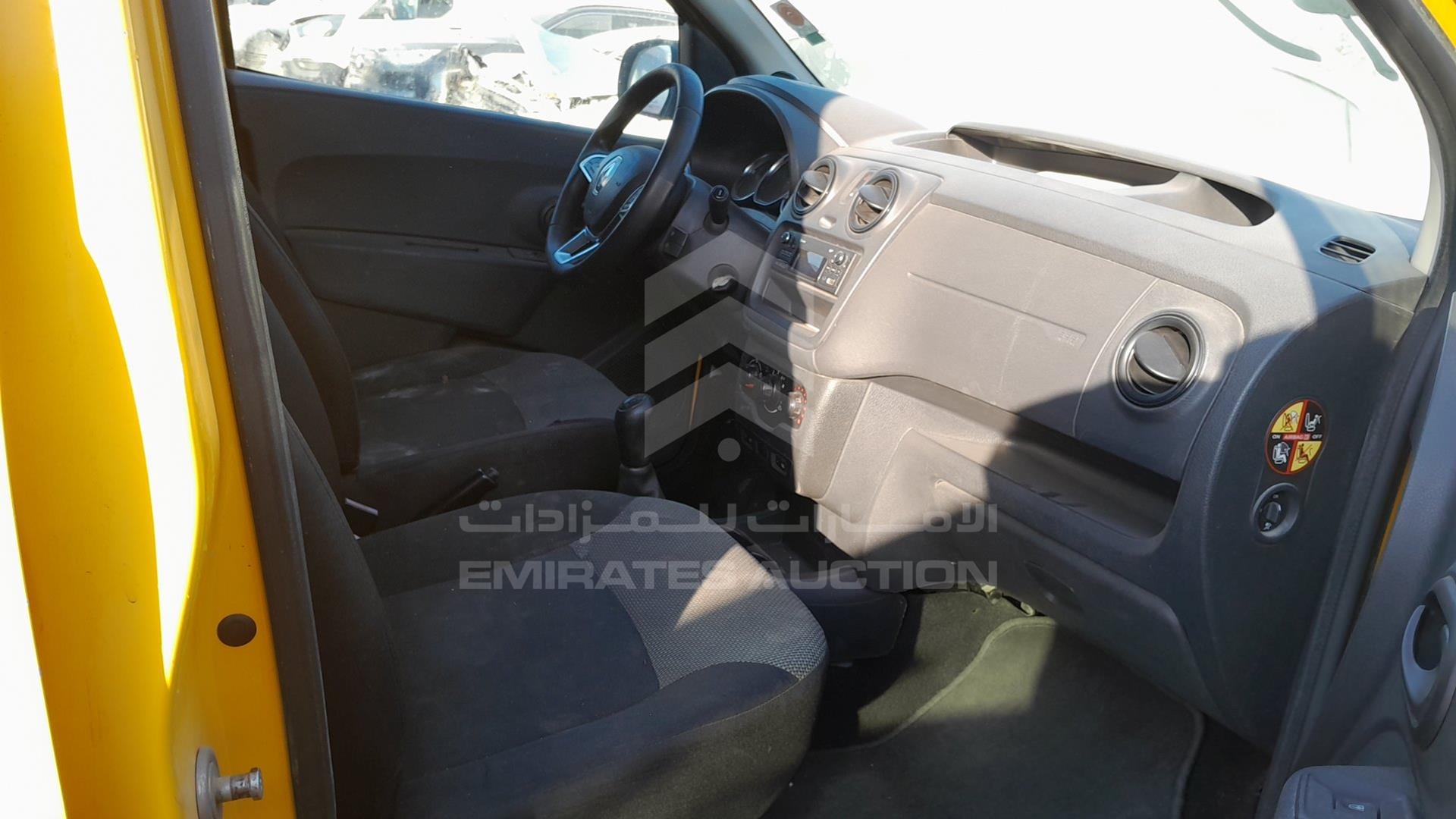 2020 RENAULT DOKKER VIN: VF18SRB40LG554571