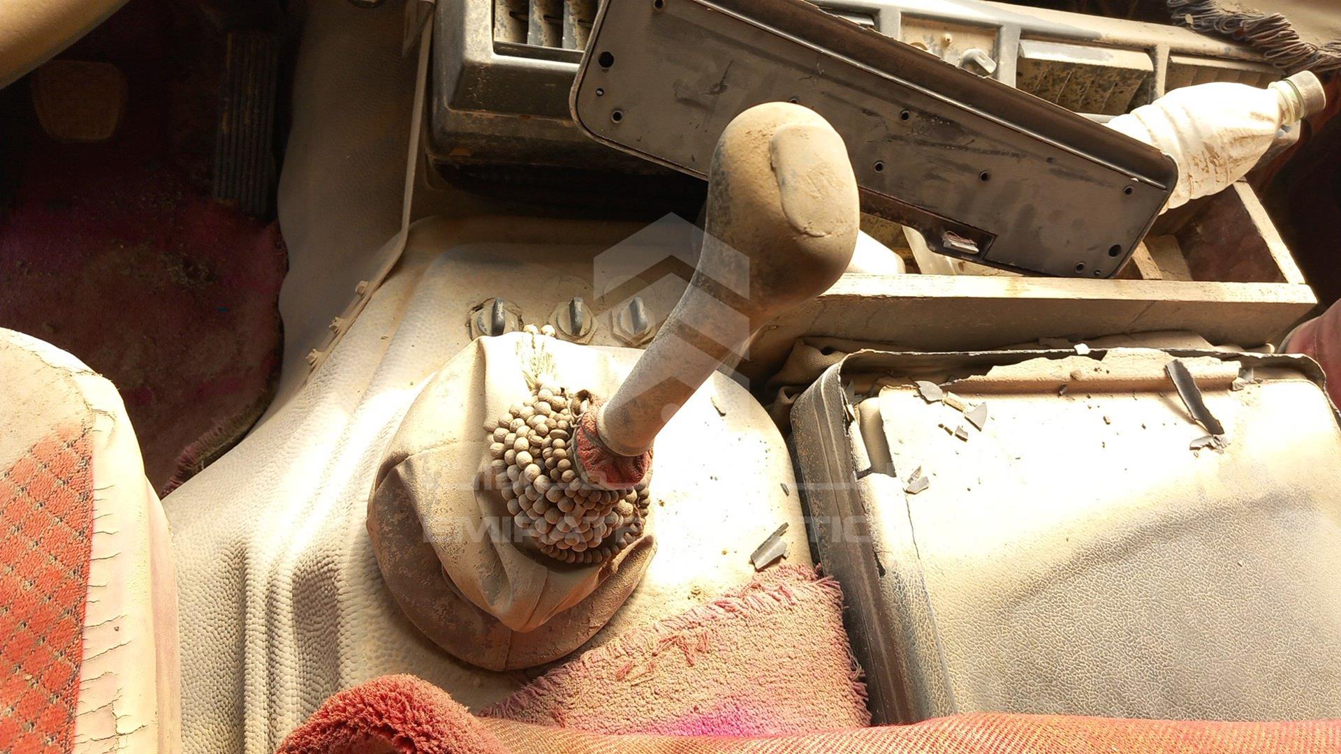 0 MERCEDES TRUCK VIN: 38911614754550