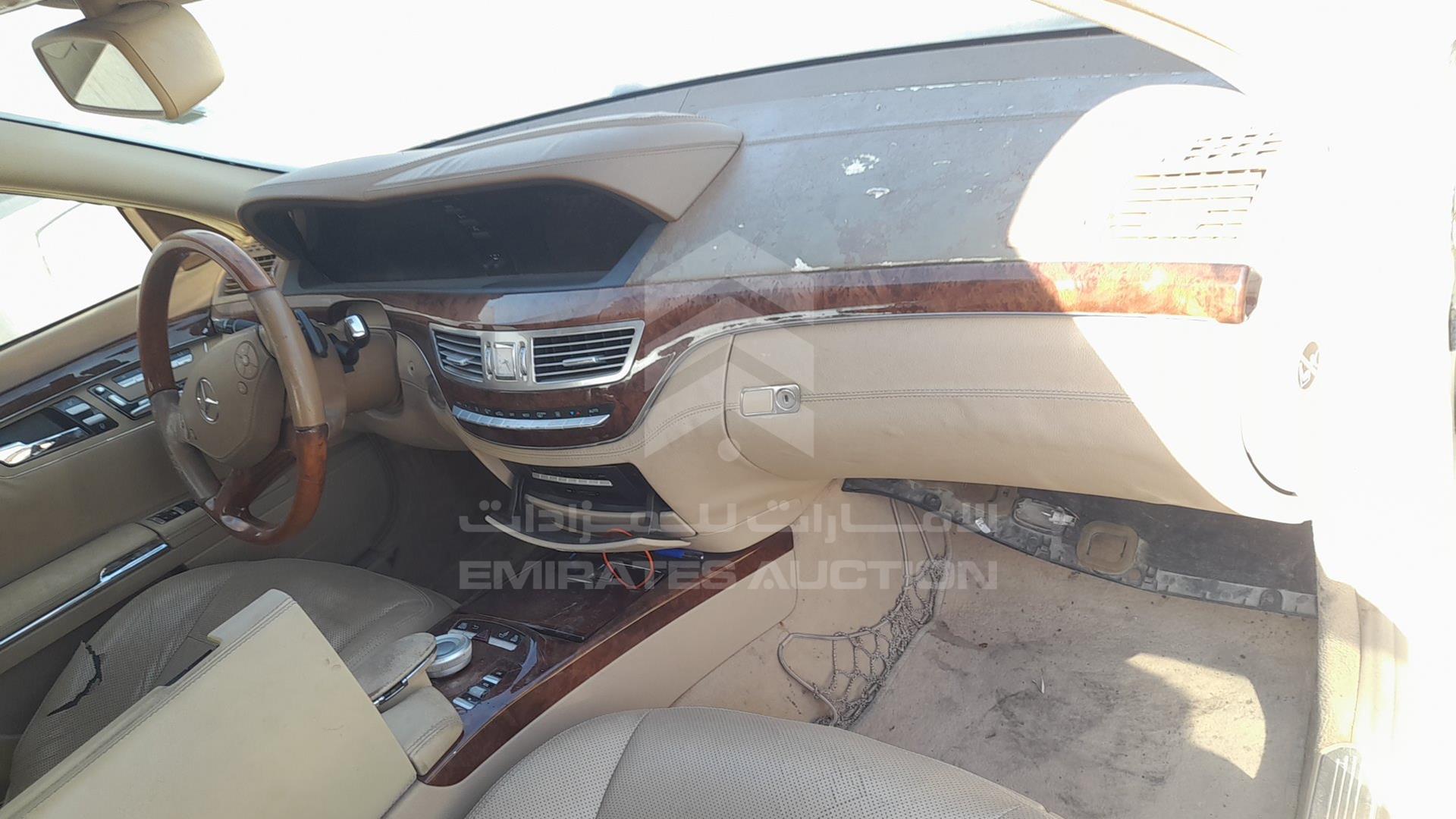 2011 MERCEDES S 500 VIN: WDDNG7BB5BA352292