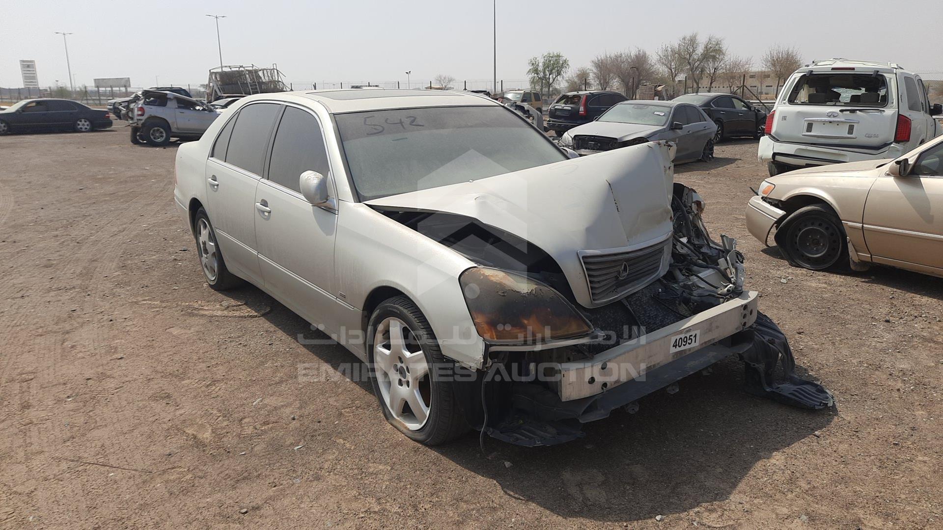 2001 LEXUS LS 430 VIN: JTHBN30F110008026