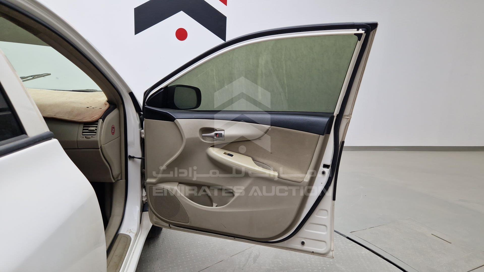 2013 TOYOTA COROLLA VIN: RKLBV42E1D4607696