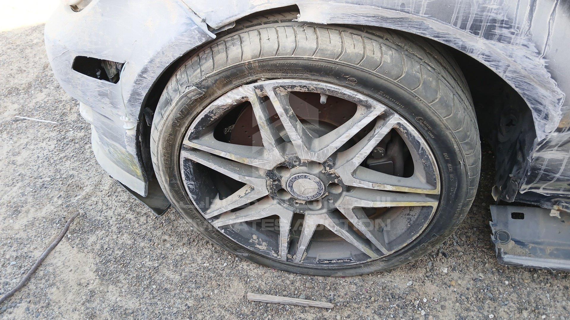 2013 MERCEDES C 250 VIN: WDDGJ4HB7DG060501