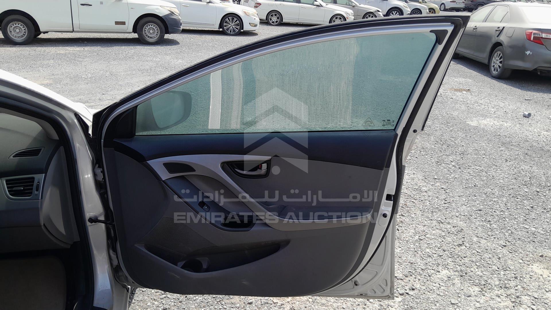 2015 HYUNDAI ELANTRA VIN: KMHDG41E5FU203526
