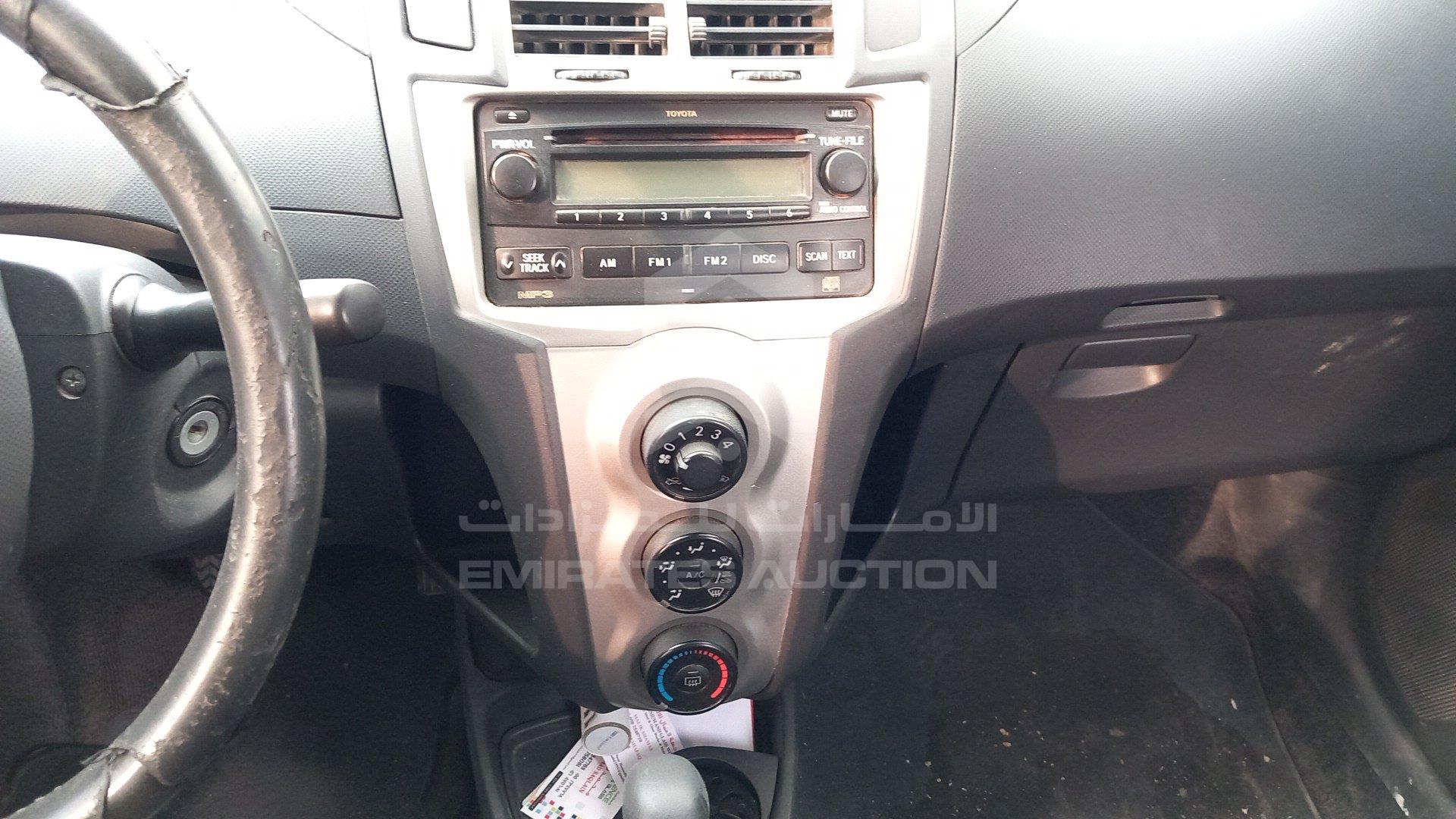 JTDKW923195121445 - 2009 Toyota Yaris - #427294