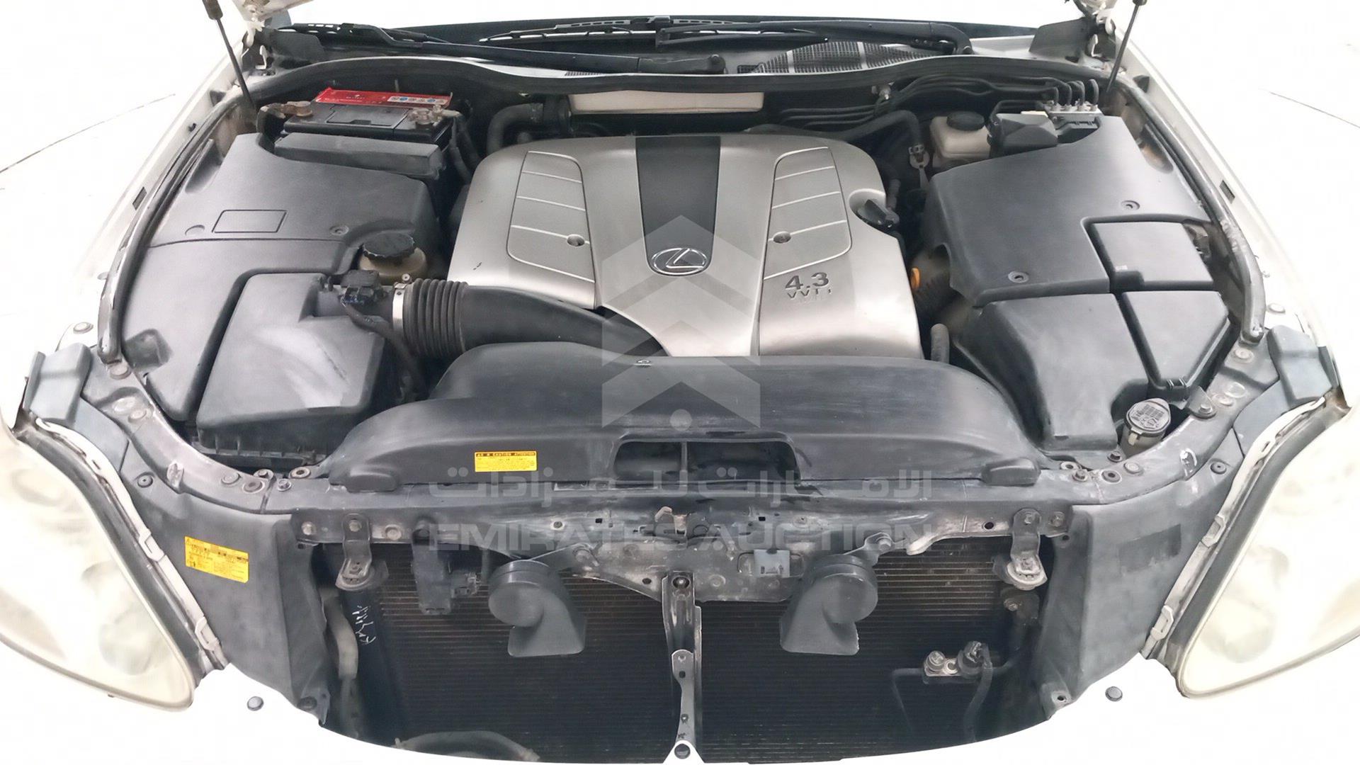 2004 LEXUS LS 430 VIN: JTHBN36F140142403