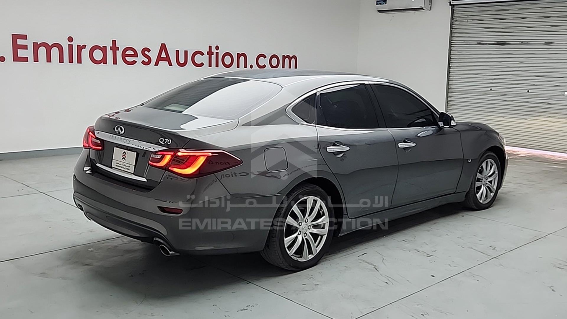 2016 INFINITI Q70 VIN: JNKBY1AP2GM320148