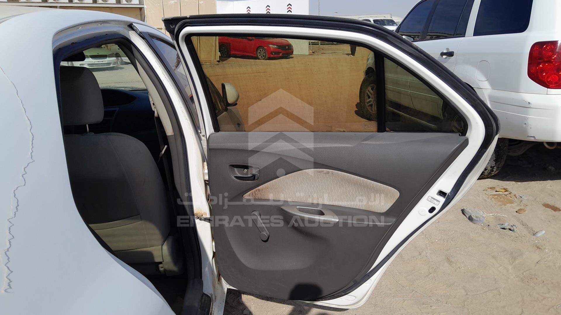 2009 TOYOTA YARIS VIN: JTDBW923394030750